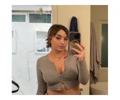 HOLIDAY SPECIAL 120 HHR ❄️ TER Reviewed ❄️ Beautiful Brunette